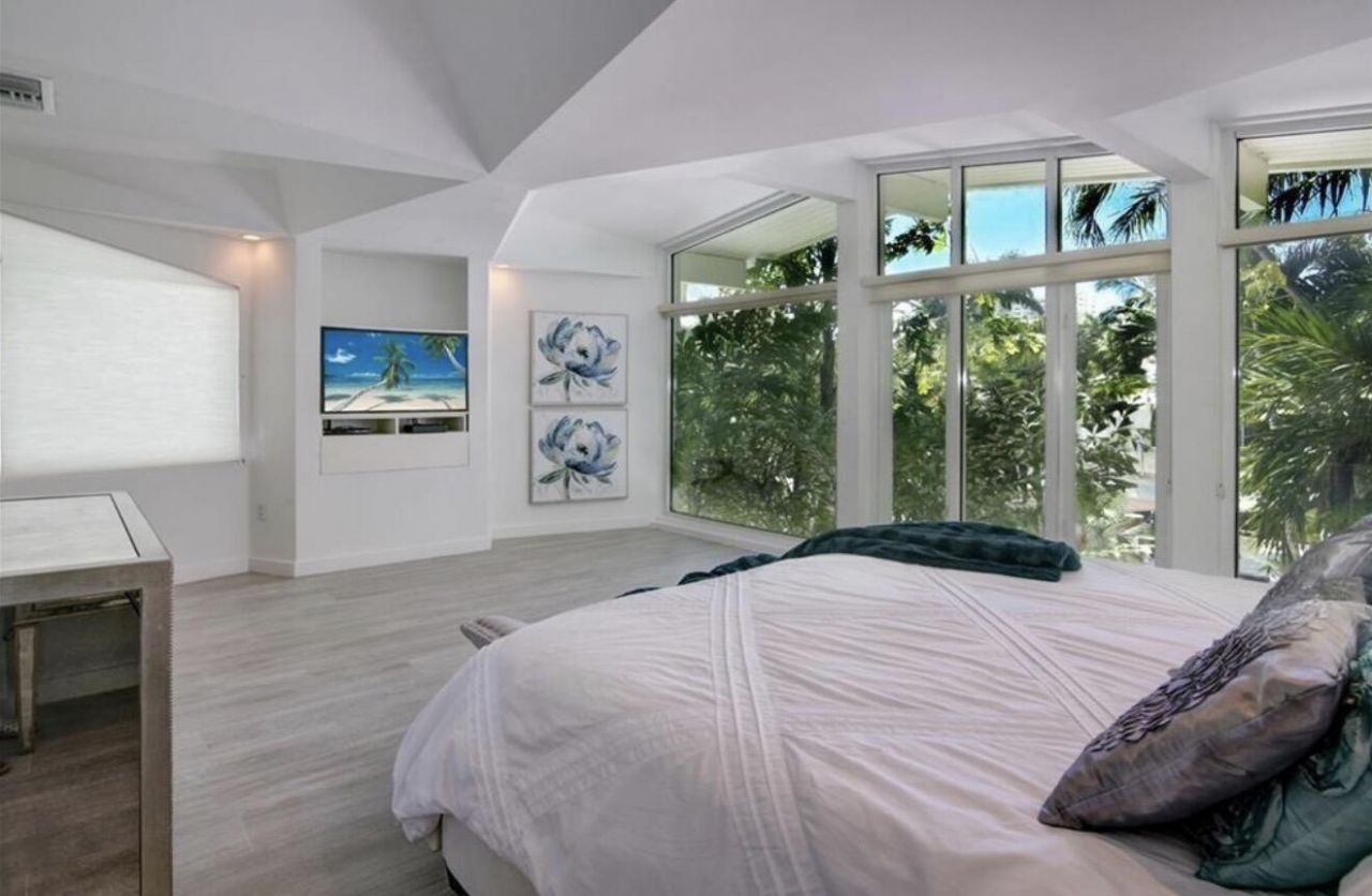 28 Pelican Drive, Fort Lauderdale, FL 33301 Photo