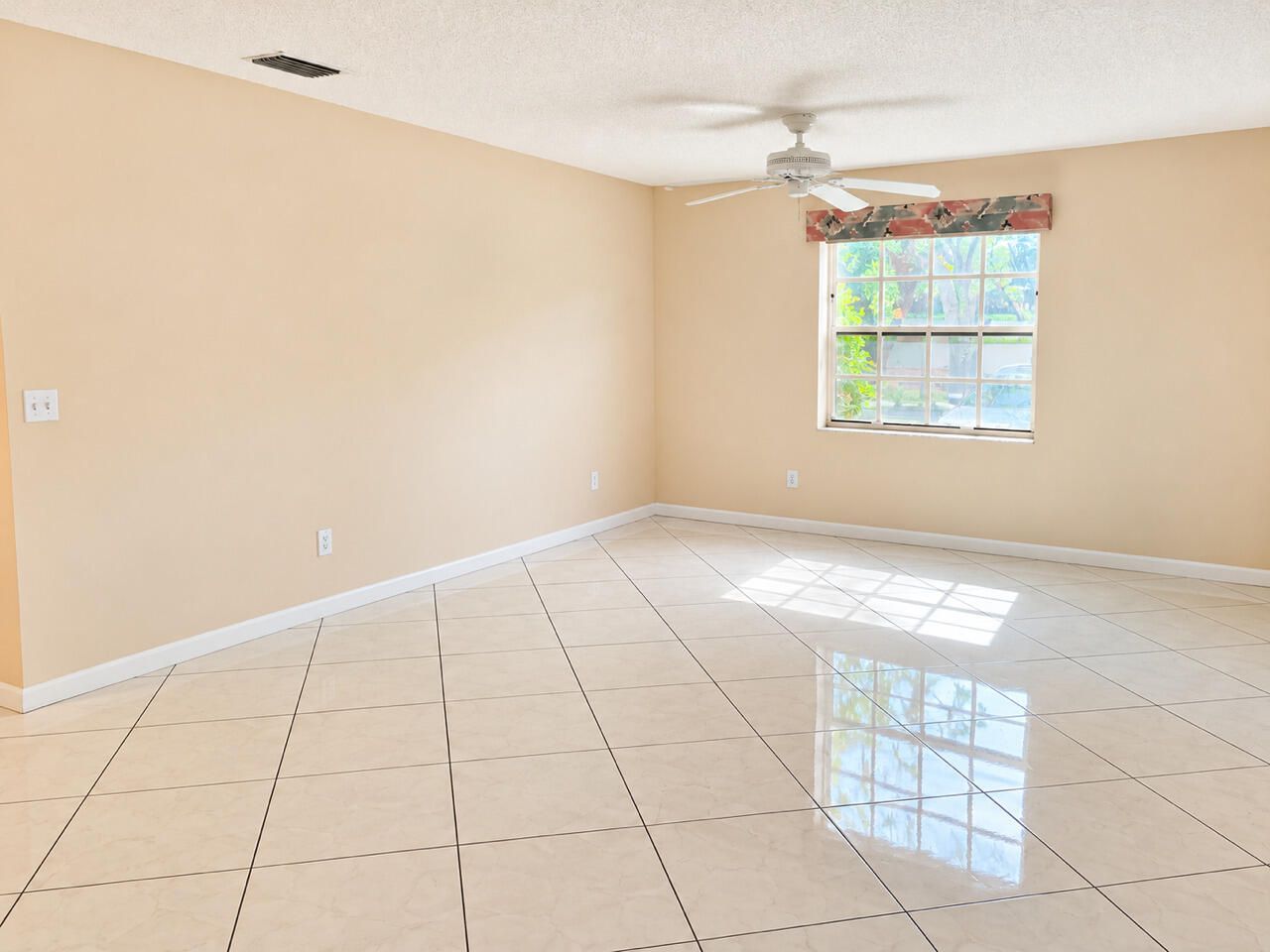 5253 Brisata Circle, Unit F, Boynton Beach, FL 33437 Photo