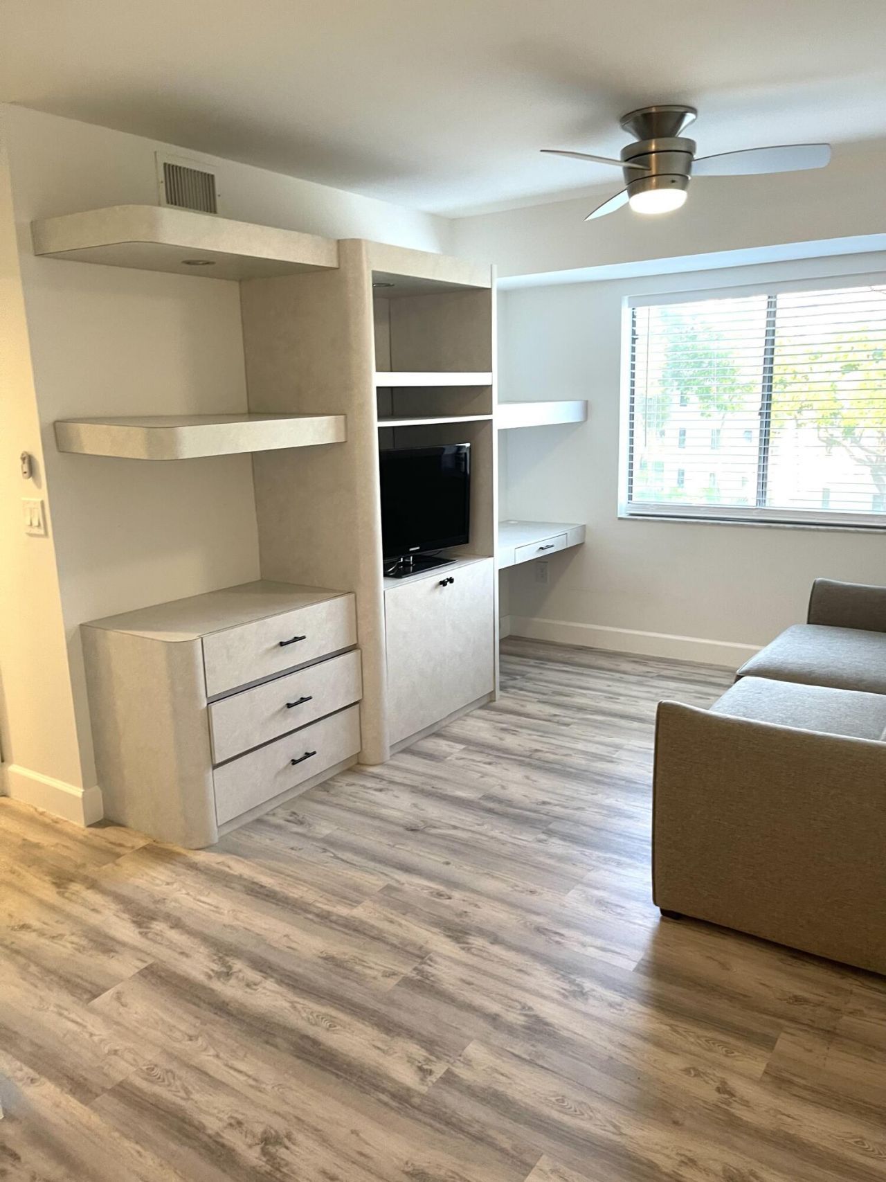 6065 Pointe Regal Circle, Unit 301, Delray Beach, FL 33484 Photo