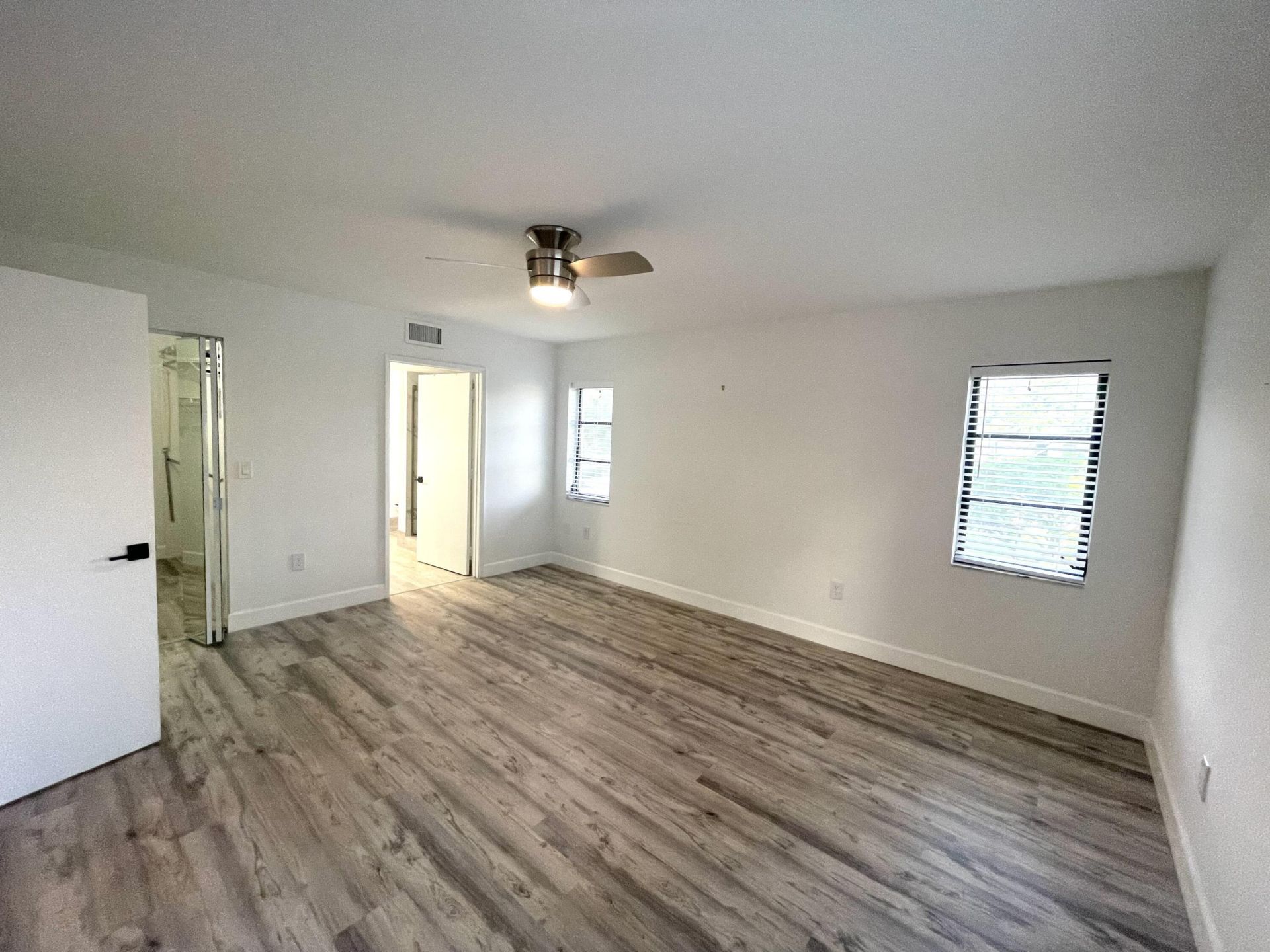 6065 Pointe Regal Circle, Unit 301, Delray Beach, FL 33484 Photo
