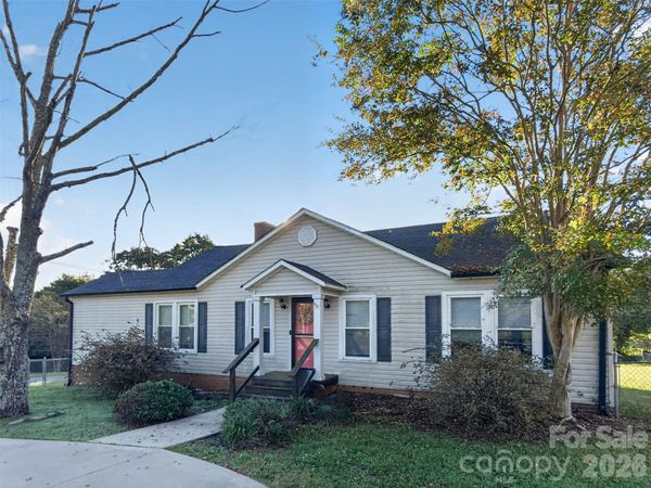 184 Hollis Road , Ellenboro, NC 28040