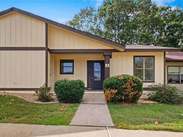 8 Eleanor Lane , Bella Vista, AR 72714
