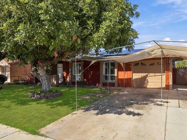 8318 W TURNEY Avenue, Phoenix, AZ 85037
