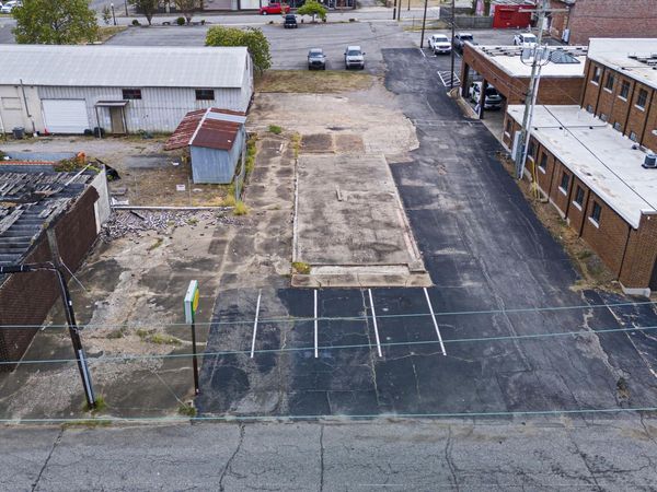 210 E Elm Street , Morrilton, AR 72110