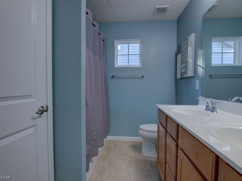 10399 Fox Hollow Circle, Twinsburg, OH 44087 Photo 21