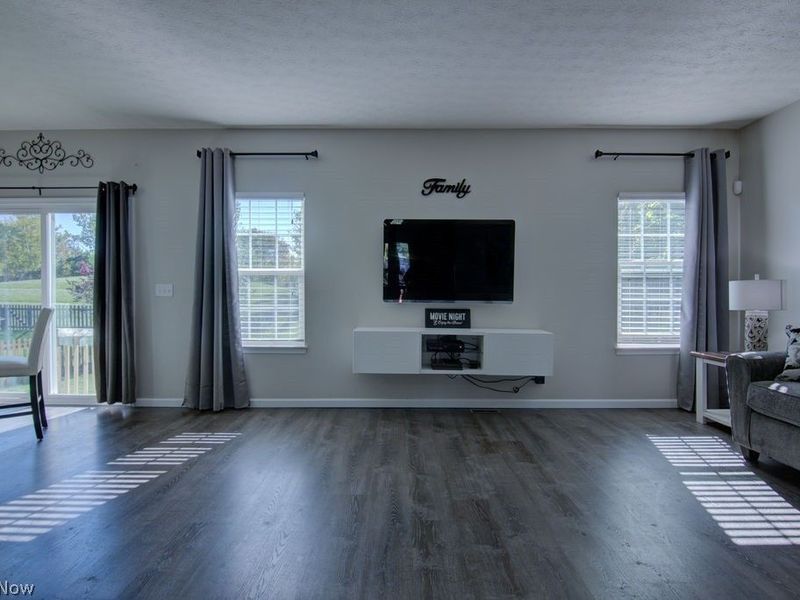 10399 Fox Hollow Circle, Twinsburg, OH 44087 Photo 6