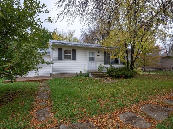 216 1st Avenue E, Halstad, MN 56548