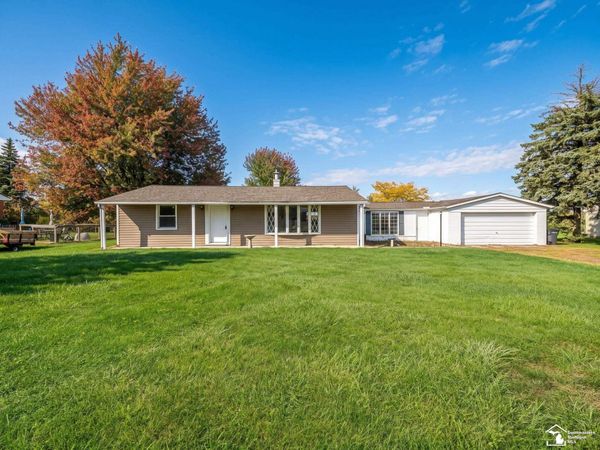 4464 W Albain Road, Monroe, MI 48161