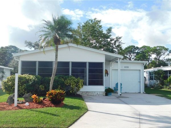 809 Tamarind Circle, Barefoot Bay, FL 32976