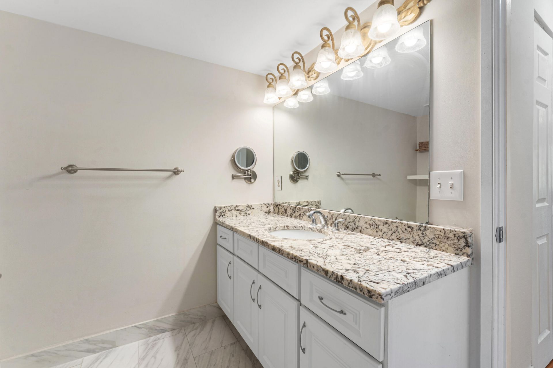 1100 Scotia Drive, Unit 108, Hypoluxo, FL 33462 Photo
