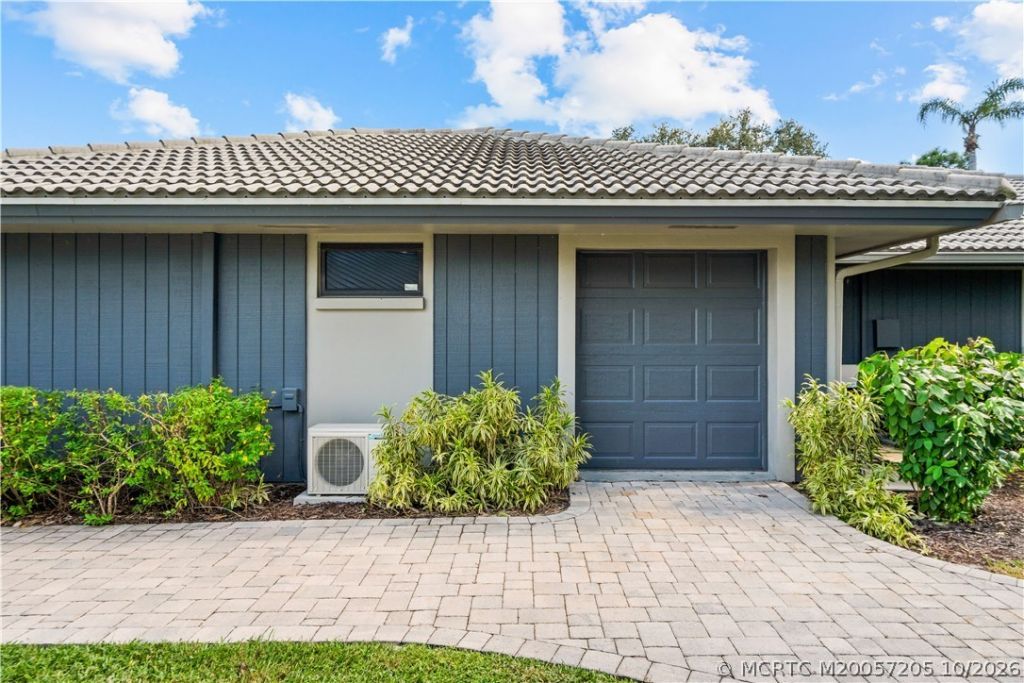 1423 SW Troon Circle , Palm City, FL 34990 Photo