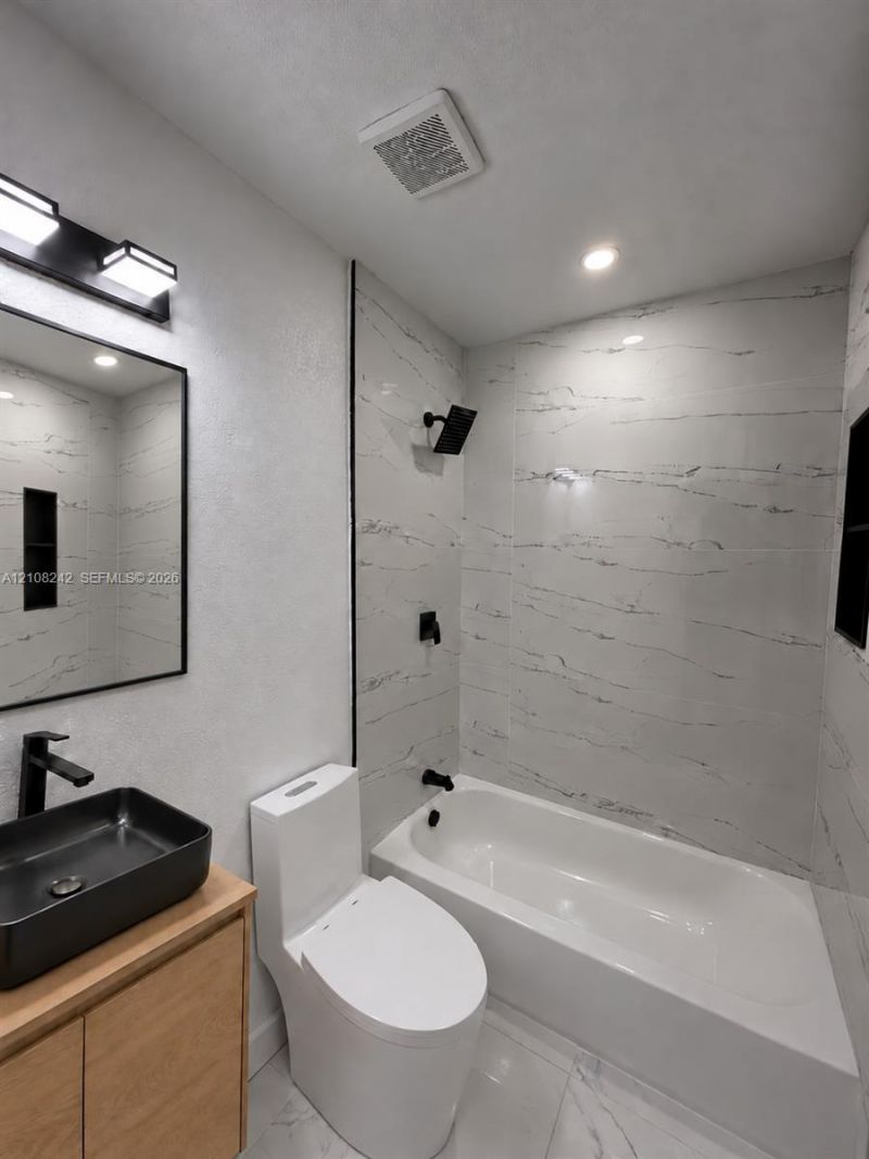 61 E 39th St , Hialeah, FL 33013 Photo