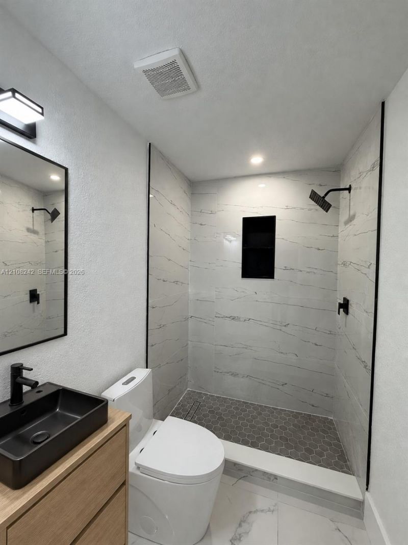 61 E 39th St , Hialeah, FL 33013 Photo