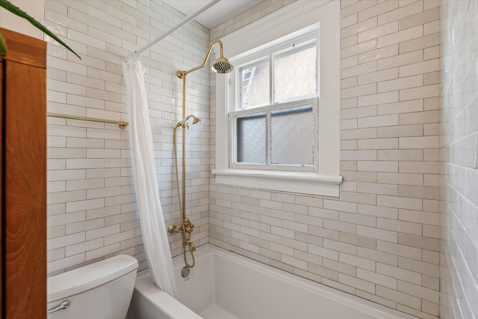 26 Gordon Street Photo 19