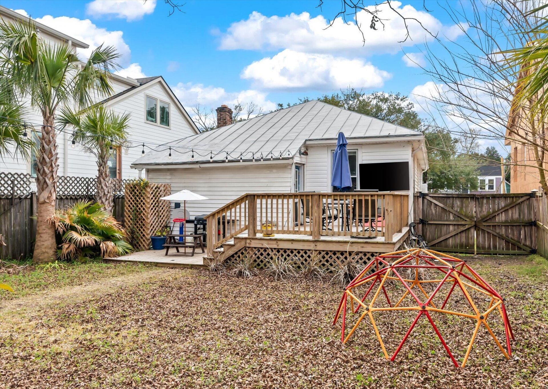 26 Gordon Street Photo 24