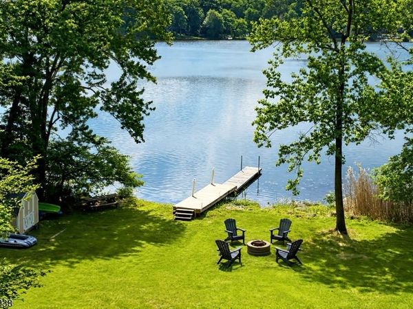 103 W Lake Shore Dr, Rockaway, NJ 07866