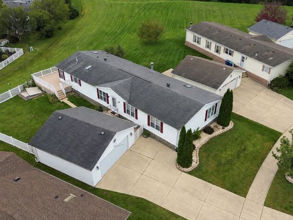 123 Hibiscus Circle, Matteson, IL 60443