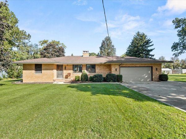 1426 E Kent Street , Streator, IL 61364