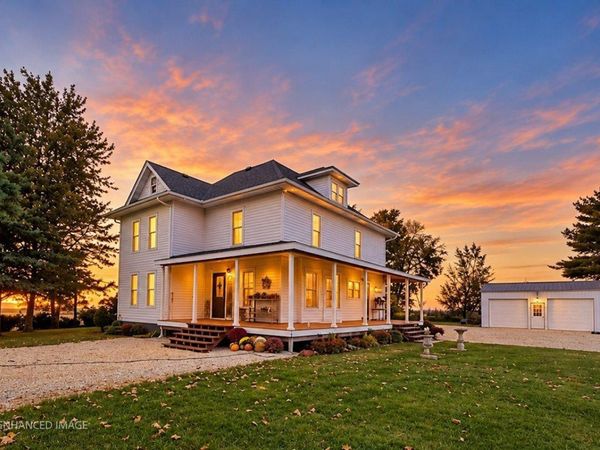 32667 150th St , Cedar Falls, IA 50613