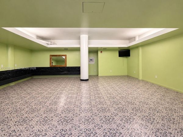 7904 West Dr , Unit 5, North Bay Village, FL 33141