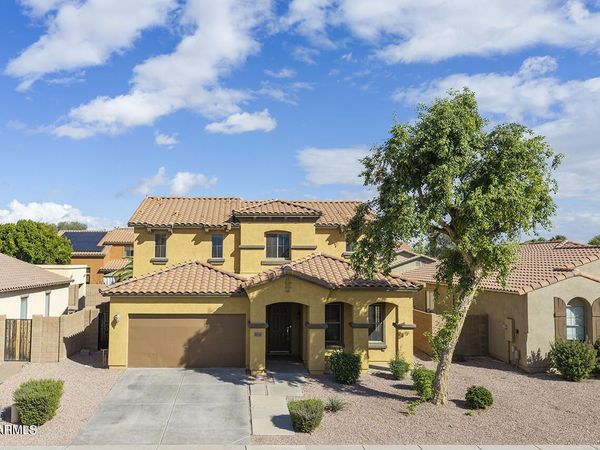 8032 W FOREST GROVE Avenue, Phoenix, AZ 85043