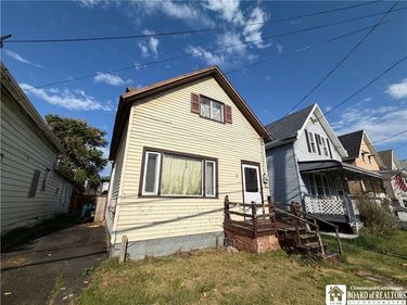 38 Lewis Street , Buffalo, NY 14206