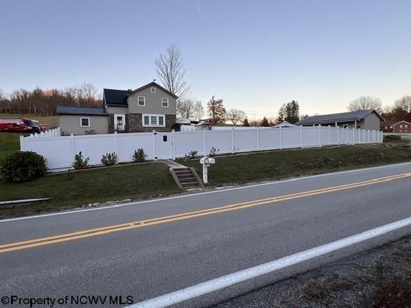 53 Tall Timber Lane, Clarksburg, WV 26301