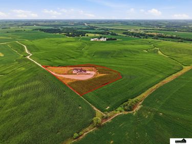 1652 County Road E Road, Wahoo, NE 68066