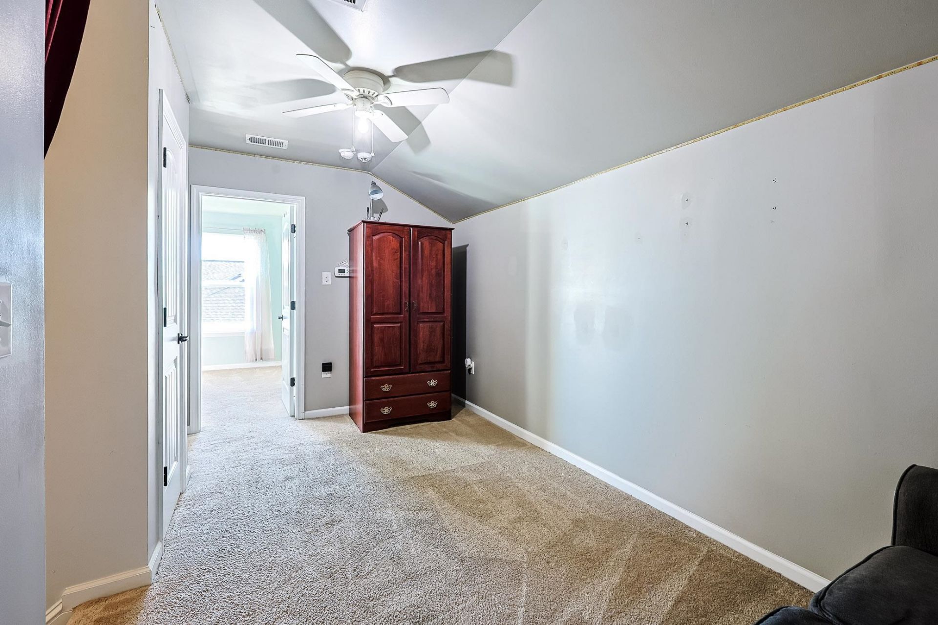 1076 Caprisia Loop Photo 22