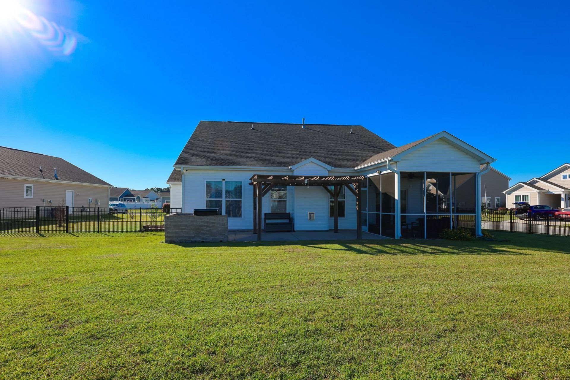 1076 Caprisia Loop Photo 42