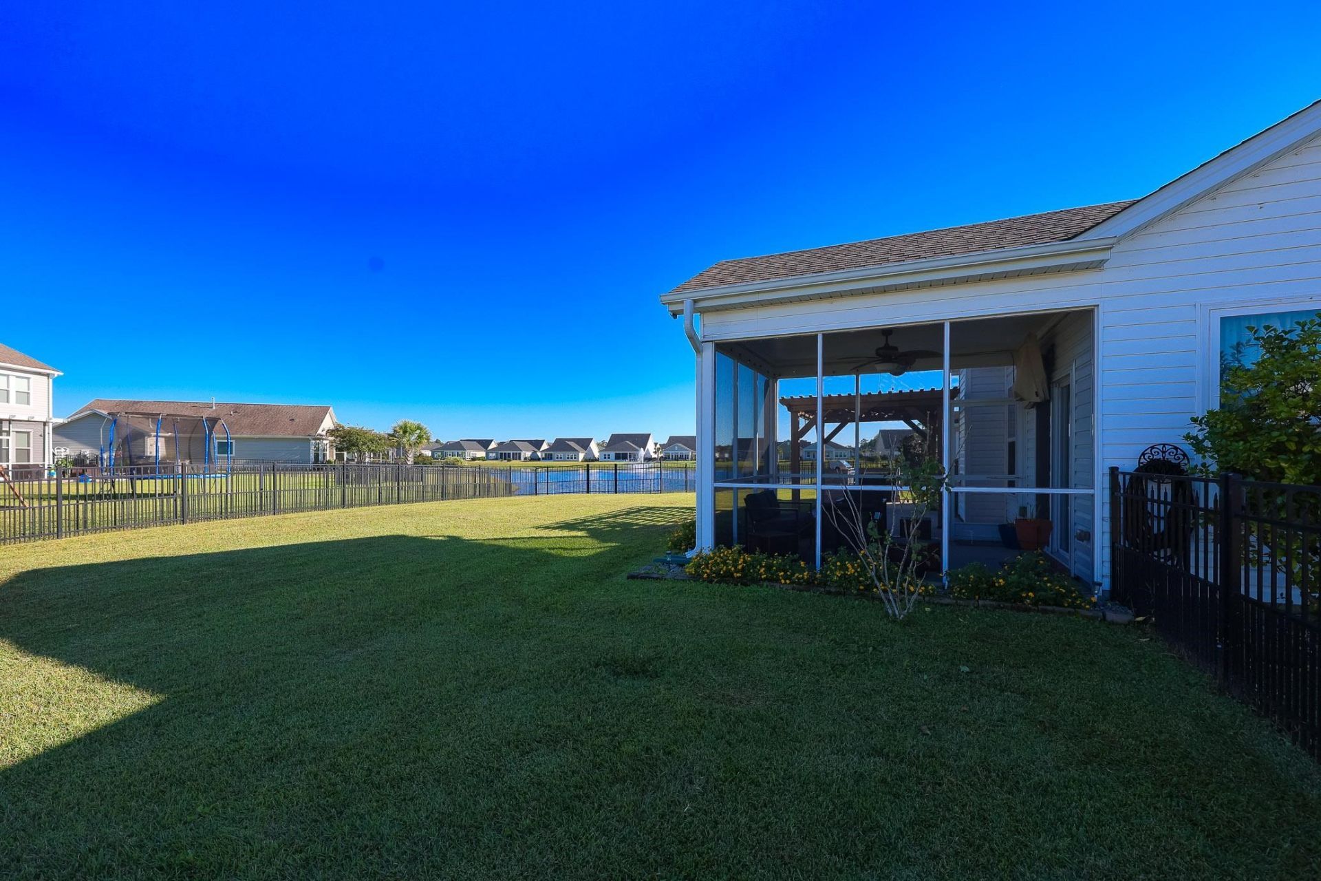 1076 Caprisia Loop Photo 43
