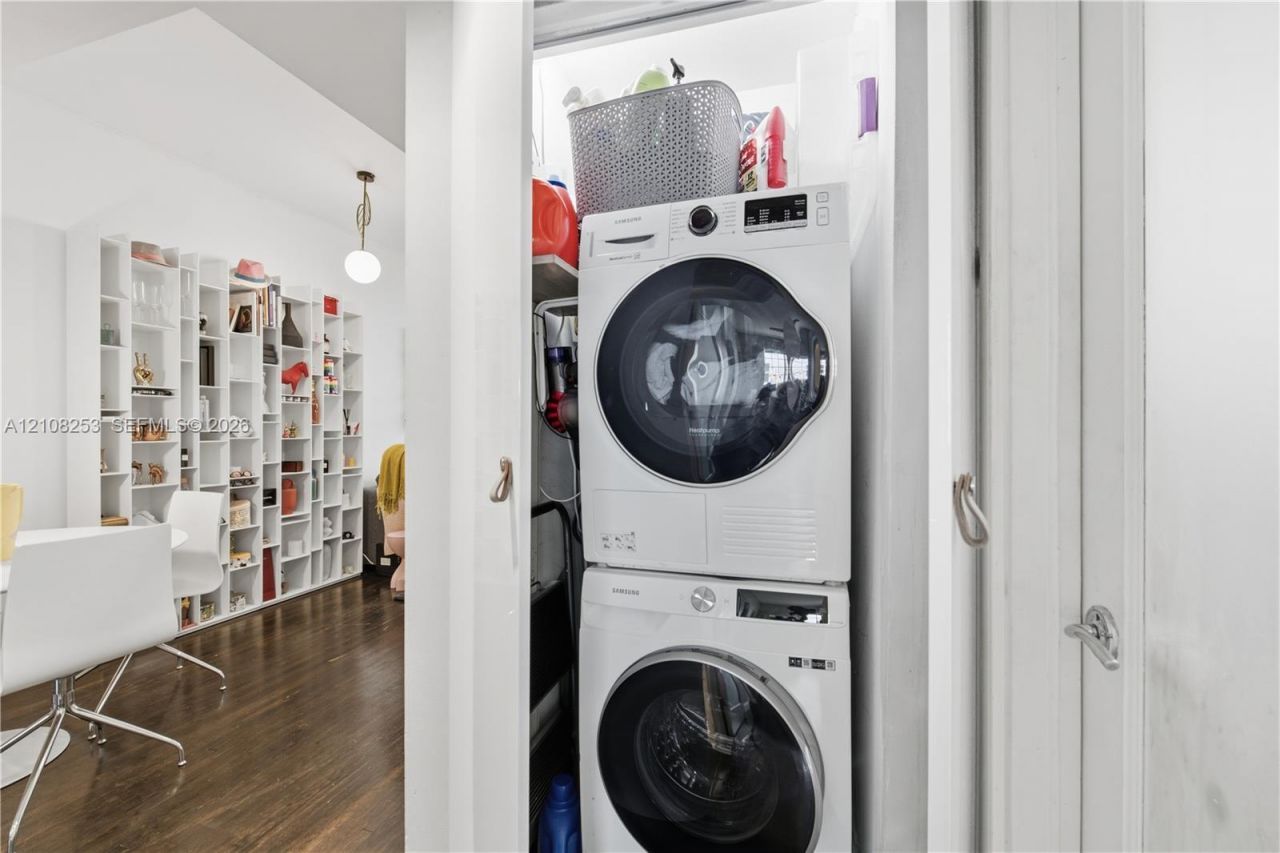 1330 Drexel Ave, Unit 102, Miami Beach, FL 33139 Photo