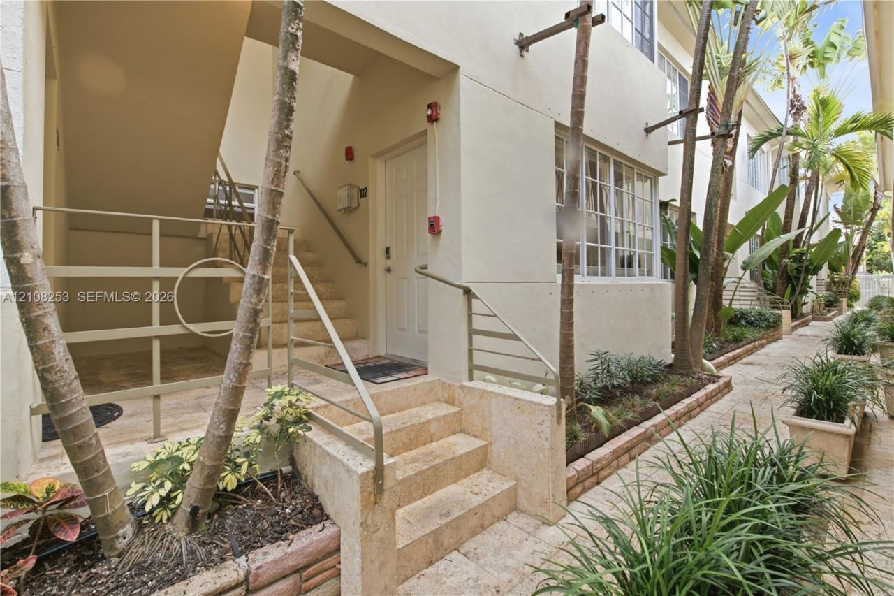 1330 Drexel Ave, Unit 102, Miami Beach, FL 33139 Photo