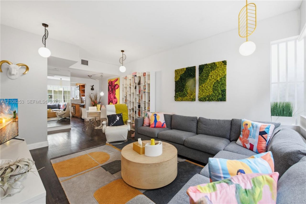 1330 Drexel Ave, Unit 102, Miami Beach, FL 33139 Photo