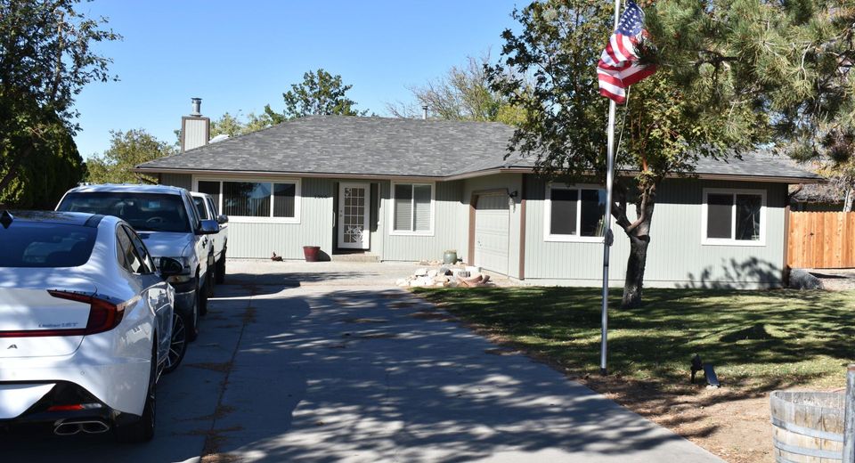 1366 Judy Street, Minden, NV 89423 Photo