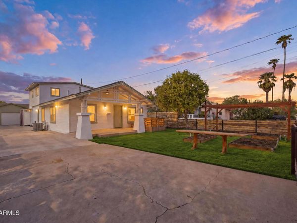 132 S Hibbert, Mesa, AZ 85210