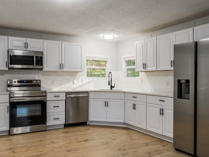 17557 Mckee Hill Road, Frazeysburg, OH 43822 Photo 12