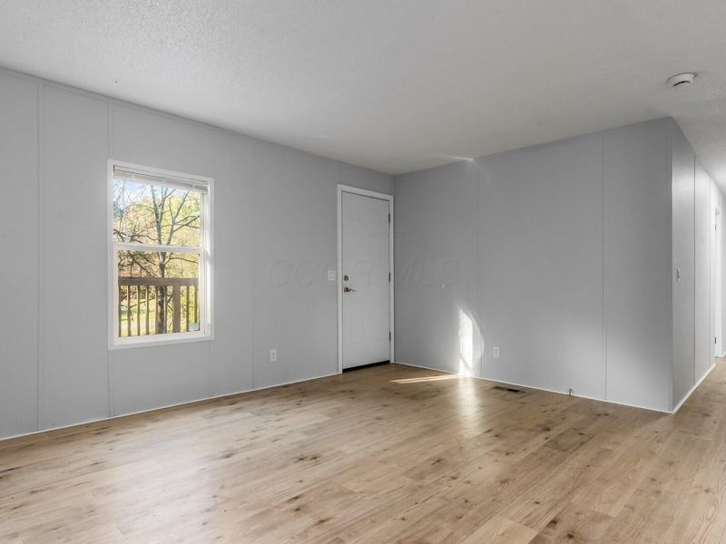 17557 Mckee Hill Road, Frazeysburg, OH 43822 Photo 8
