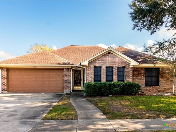 114 Bridle Lane, Victoria, TX 77904
