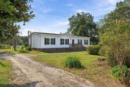 1705 Highway 792 photo 4
