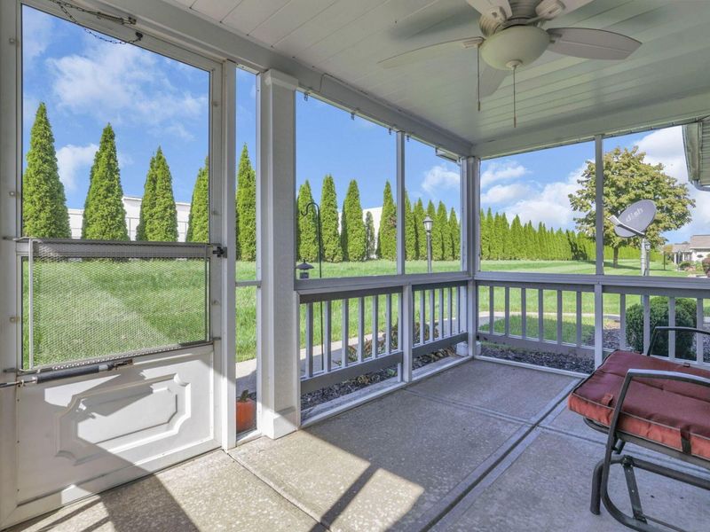 1257 Hillview Circle W, Newark, OH 43055 Photo 4