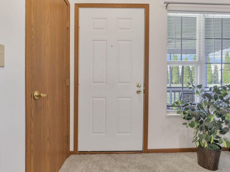 1257 Hillview Circle W, Newark, OH 43055 Photo 7
