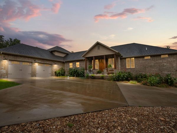 41 Maple Cove Lane , Lampe, MO 65681