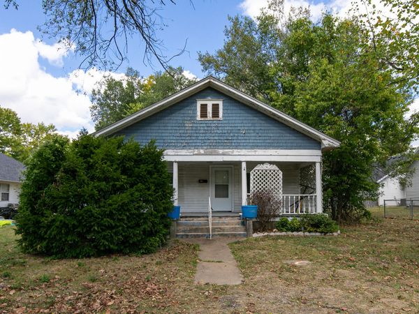 309 Jasper Street , Aurora, MO 65605