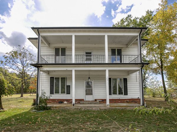 283 E Washington Street , Verona, MO 65769