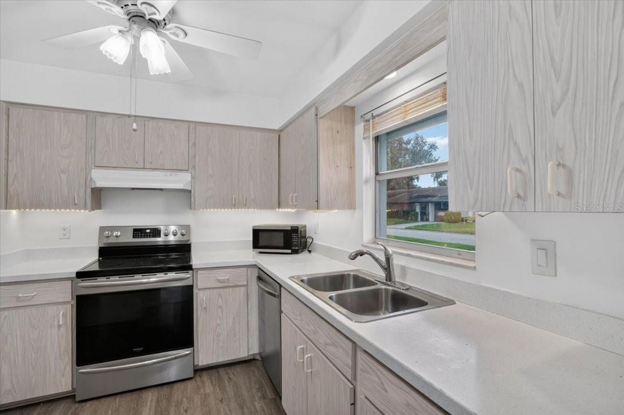 1340 Grand Boulevard, Unit 205, Sarasota, FL 34232 Photo