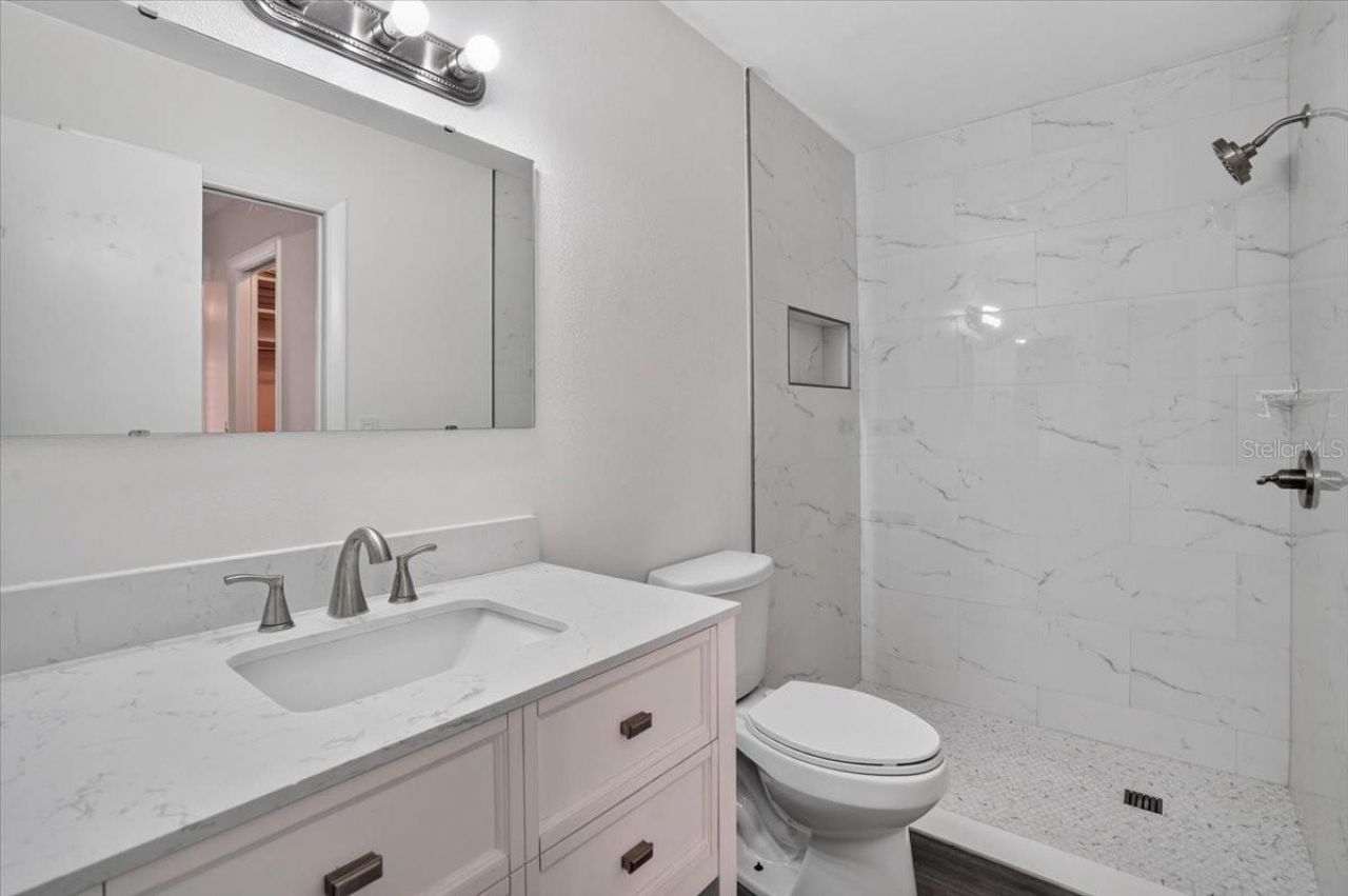 1340 Grand Boulevard, Unit 205, Sarasota, FL 34232 Photo