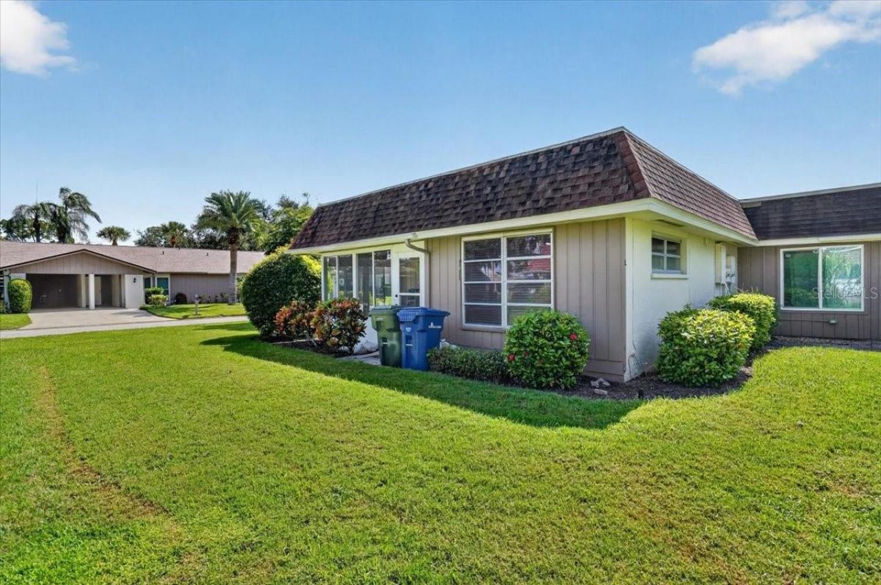 1340 Grand Boulevard, Unit 205, Sarasota, FL 34232 Photo