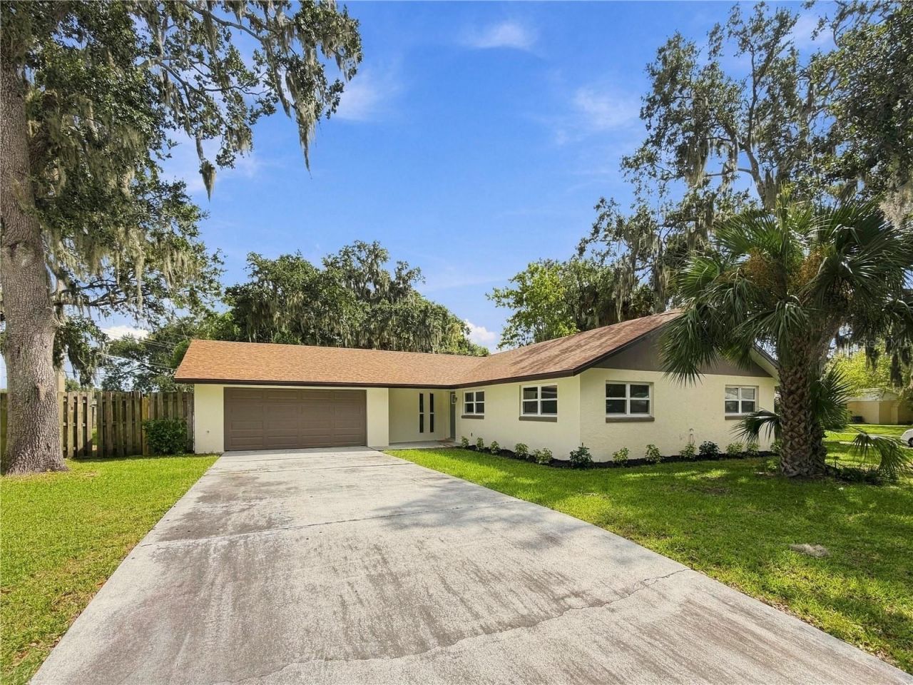 106 Kent Court, Port Orange, FL 32127 Main Photo