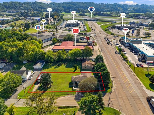 7415 Bonny Oaks Drive , Chattanooga, TN 37421